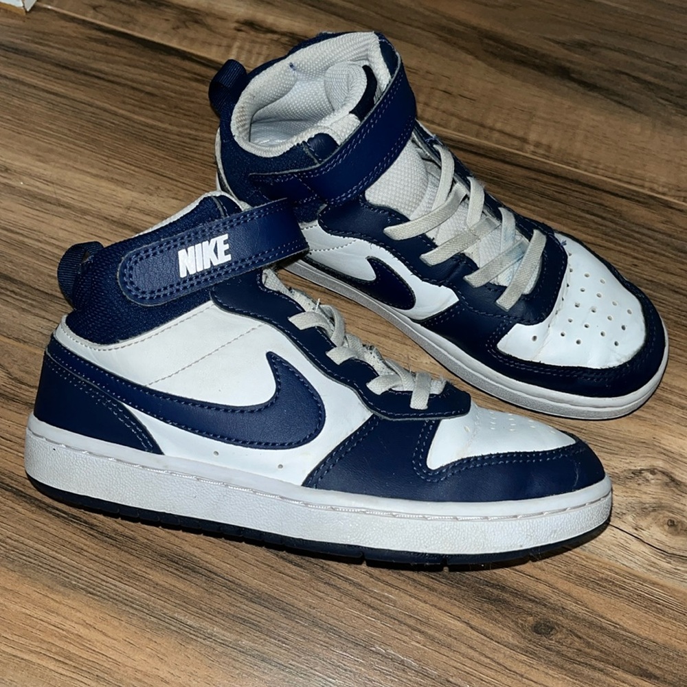 Nike Court Borough Mid 2 sneaker